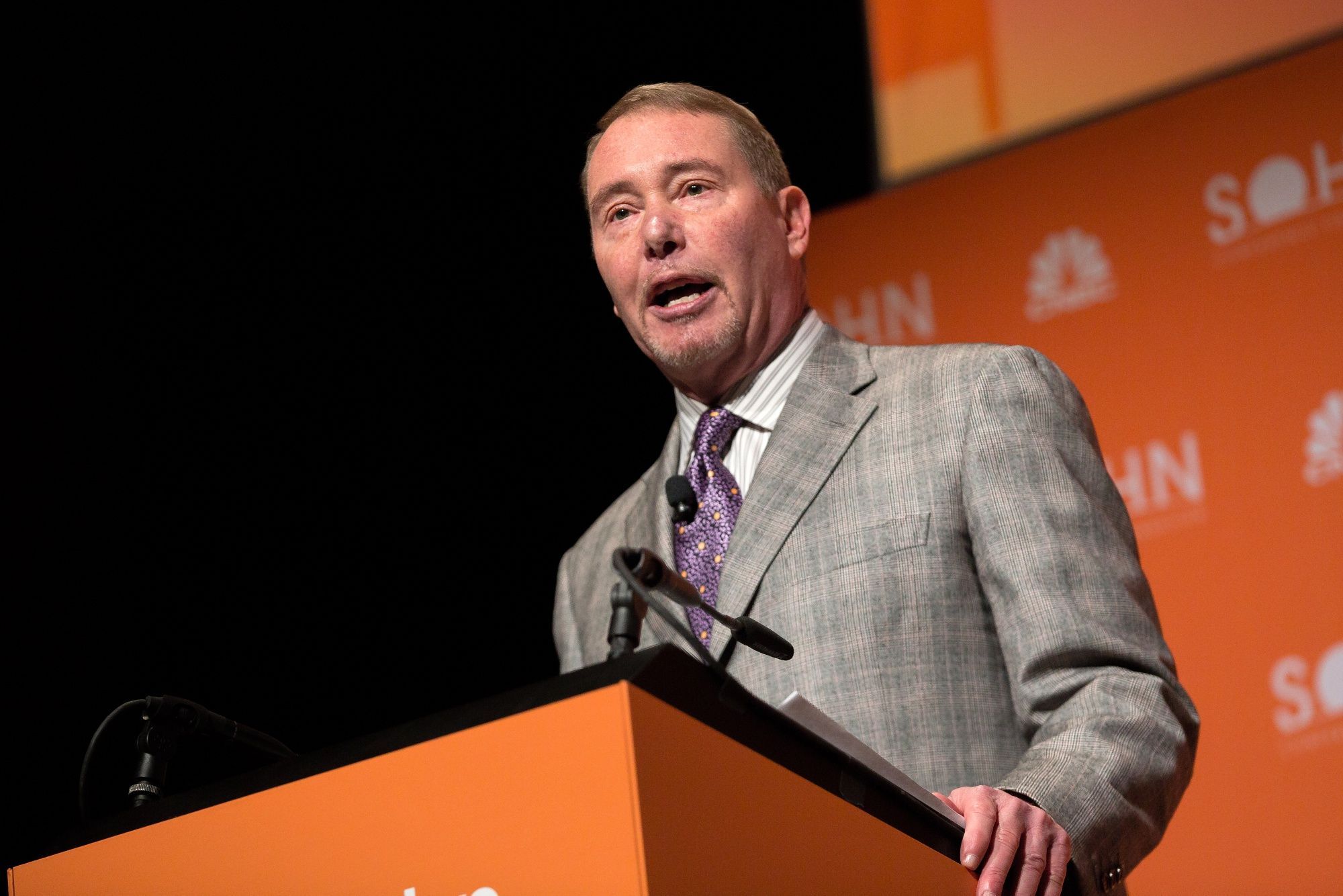 gundlach-says-high-yield-bond-defaults-may-almost-double
