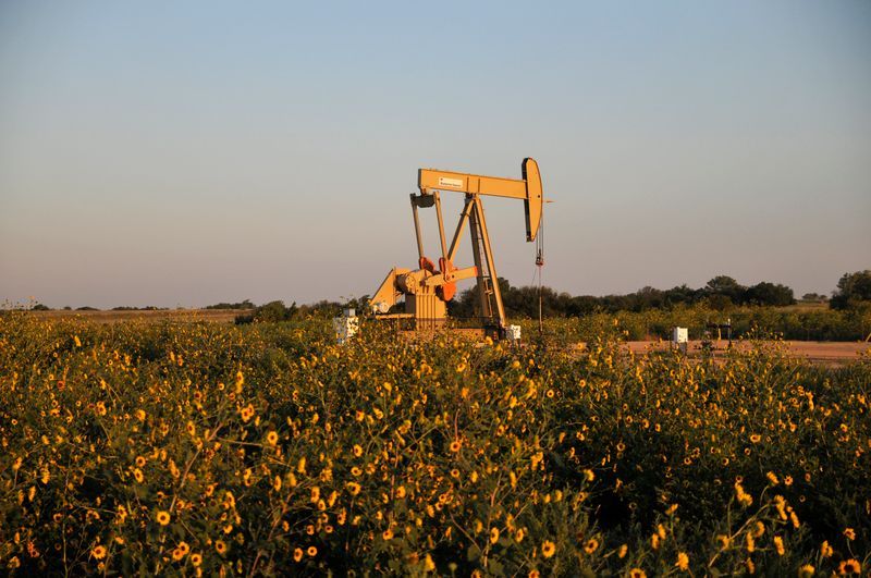 exclusive:-us.-shale-producer-devon-in-talks-to-acquire-peer-wpx-–-sources